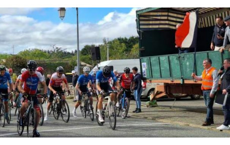 LES  ACCESS DANS LE TOP 10 A QUERRIEN